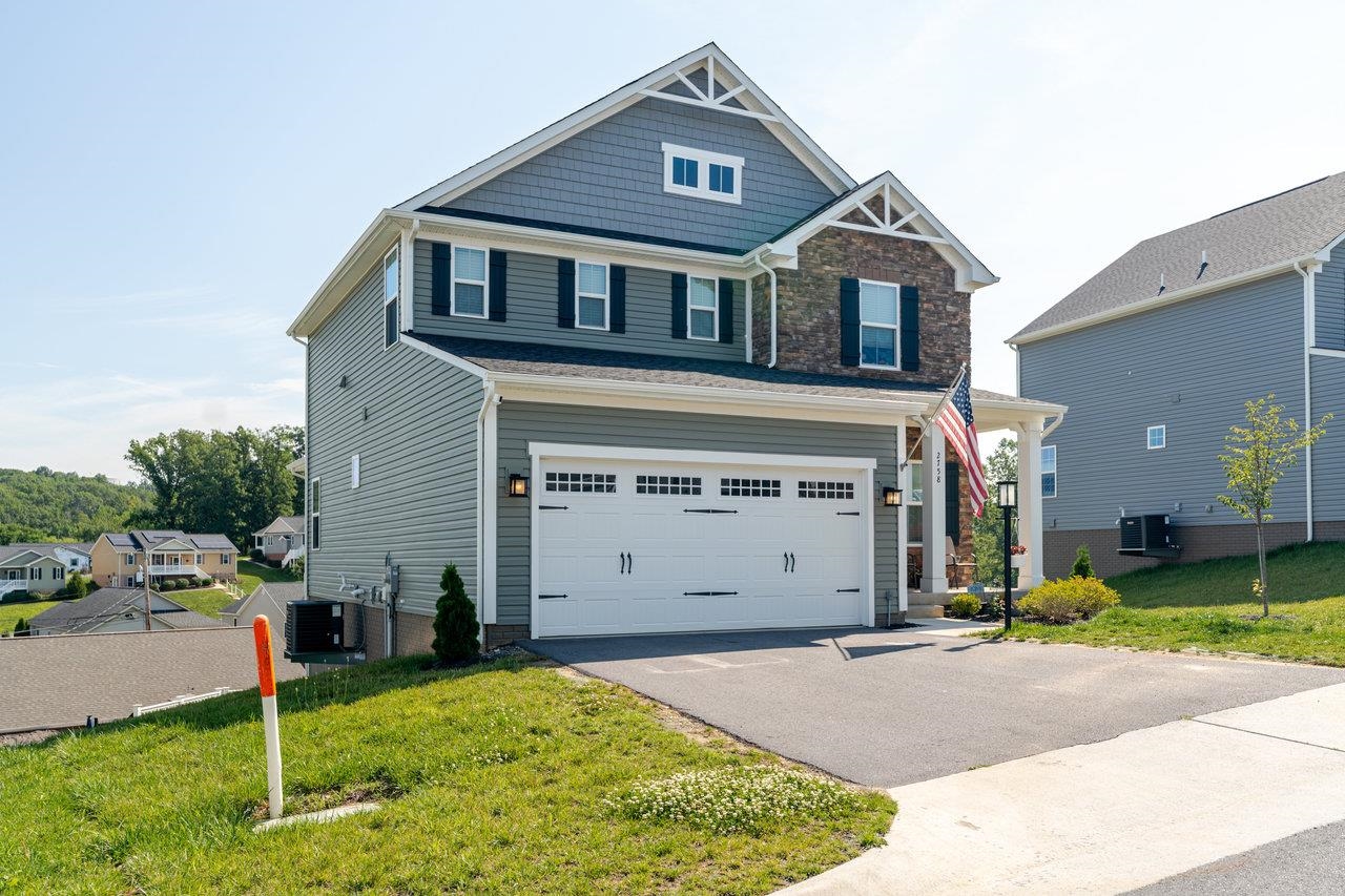 2758 DORVAL RD