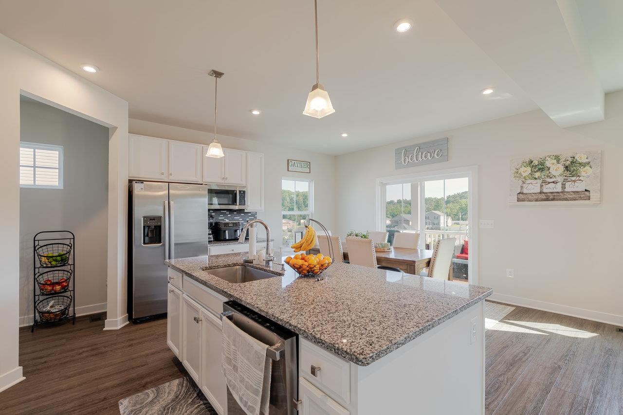 2758 DORVAL RD