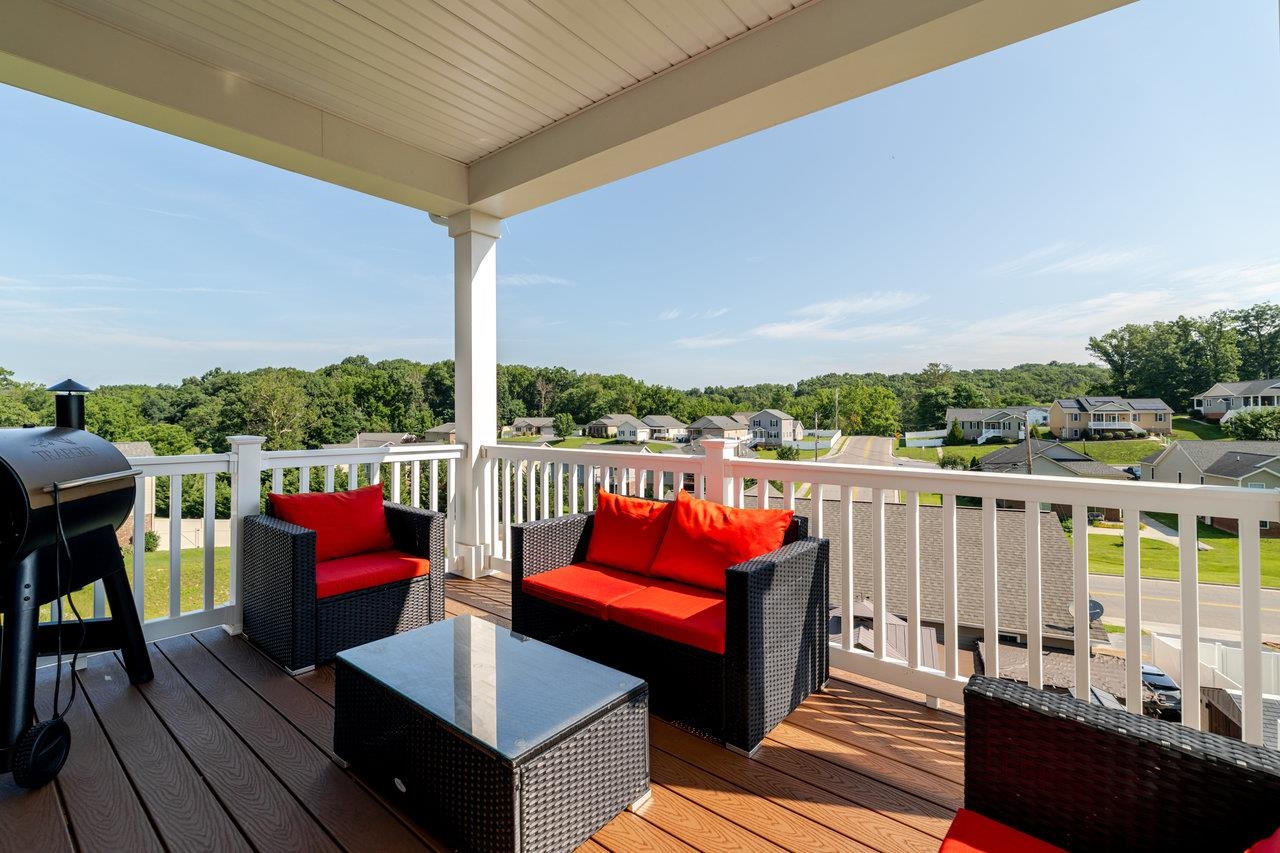 2758 DORVAL RD