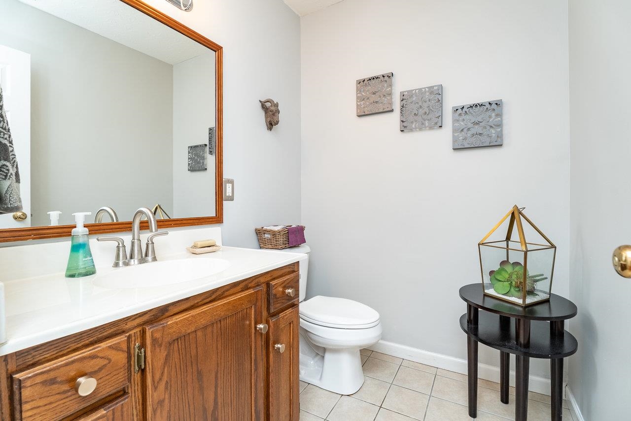 293 EMERALD DR