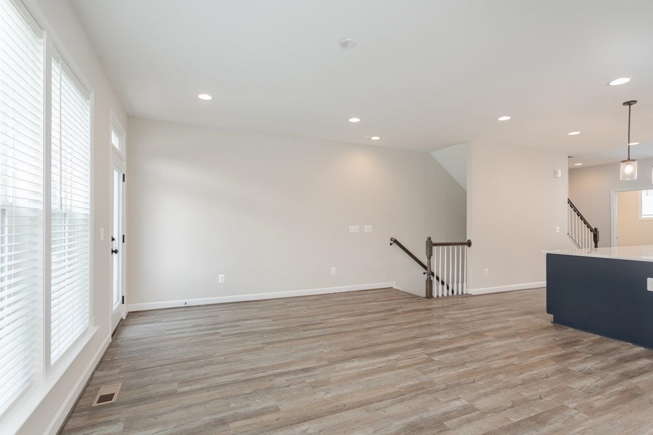 3397 MONTEREY DR