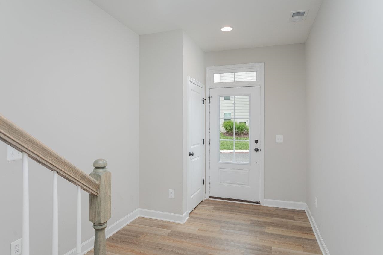 3389 MONTEREY DR