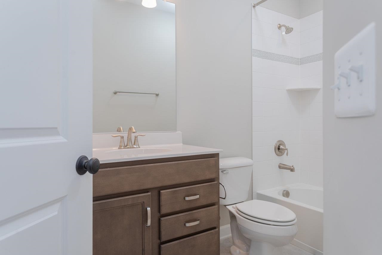 3389 MONTEREY DR