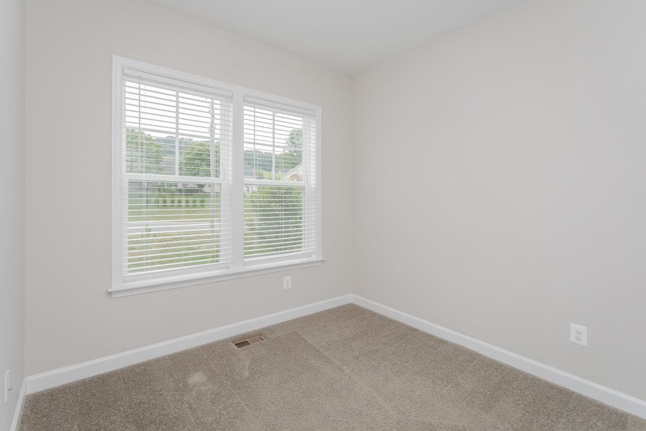 3389 MONTEREY DR