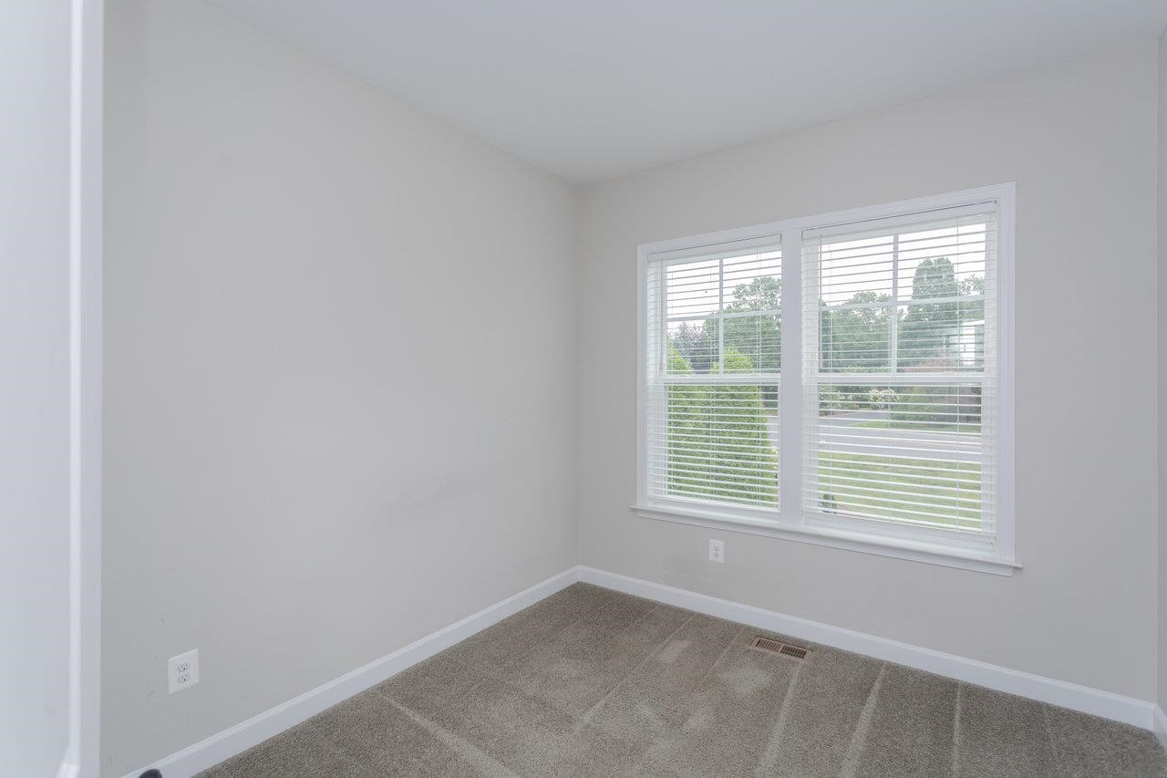 3389 MONTEREY DR