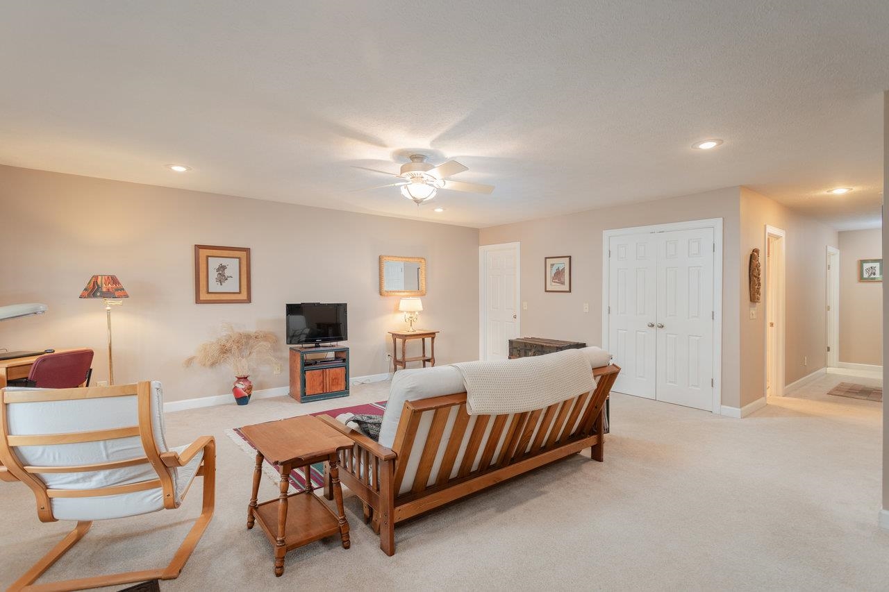 1966 BUTTONWOOD CT