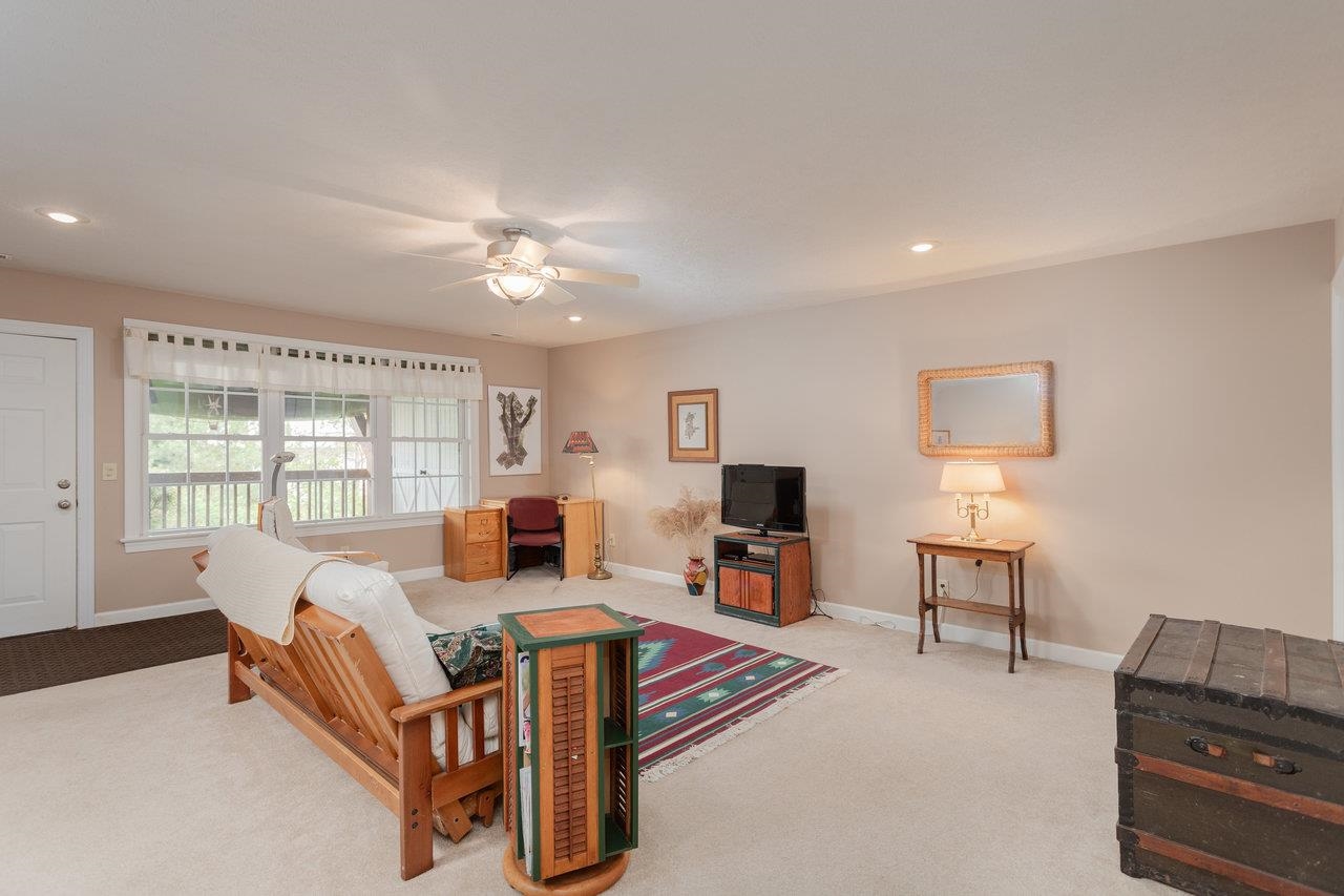 1966 BUTTONWOOD CT