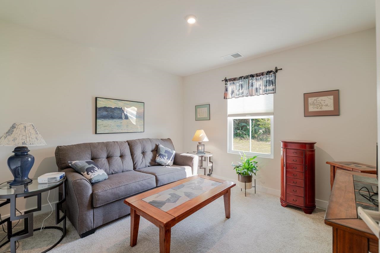 82 SHORT PEAK DR