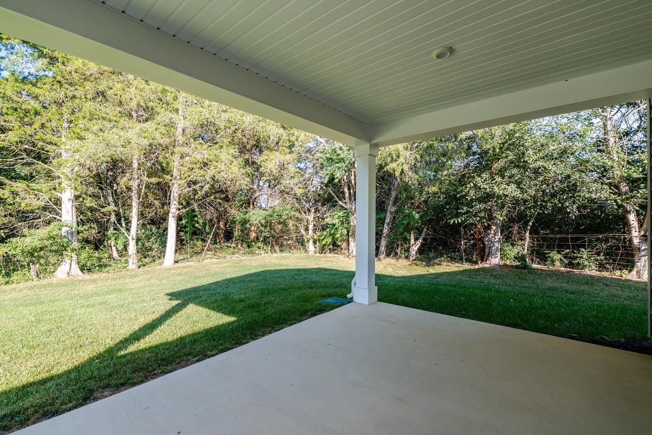 82 SHORT PEAK DR