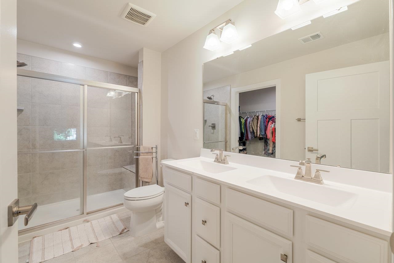 82 SHORT PEAK DR