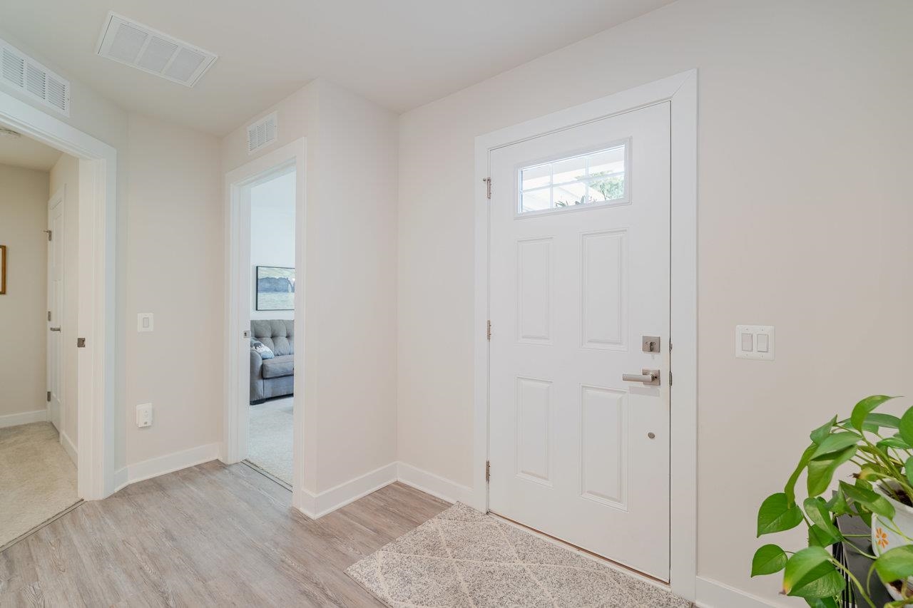 82 SHORT PEAK DR