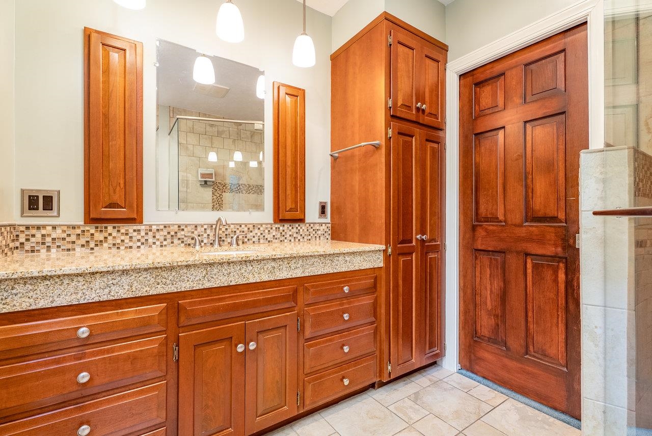 2555 KARAWOOD LN