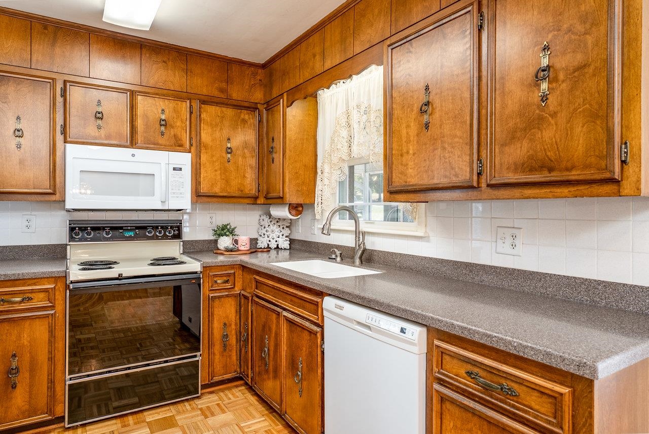 3107 RAWLEY PIKE