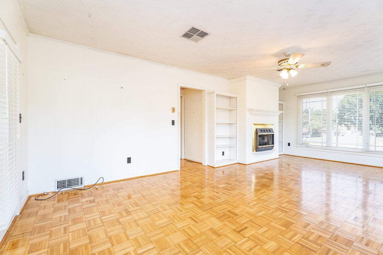 3107 RAWLEY PIKE