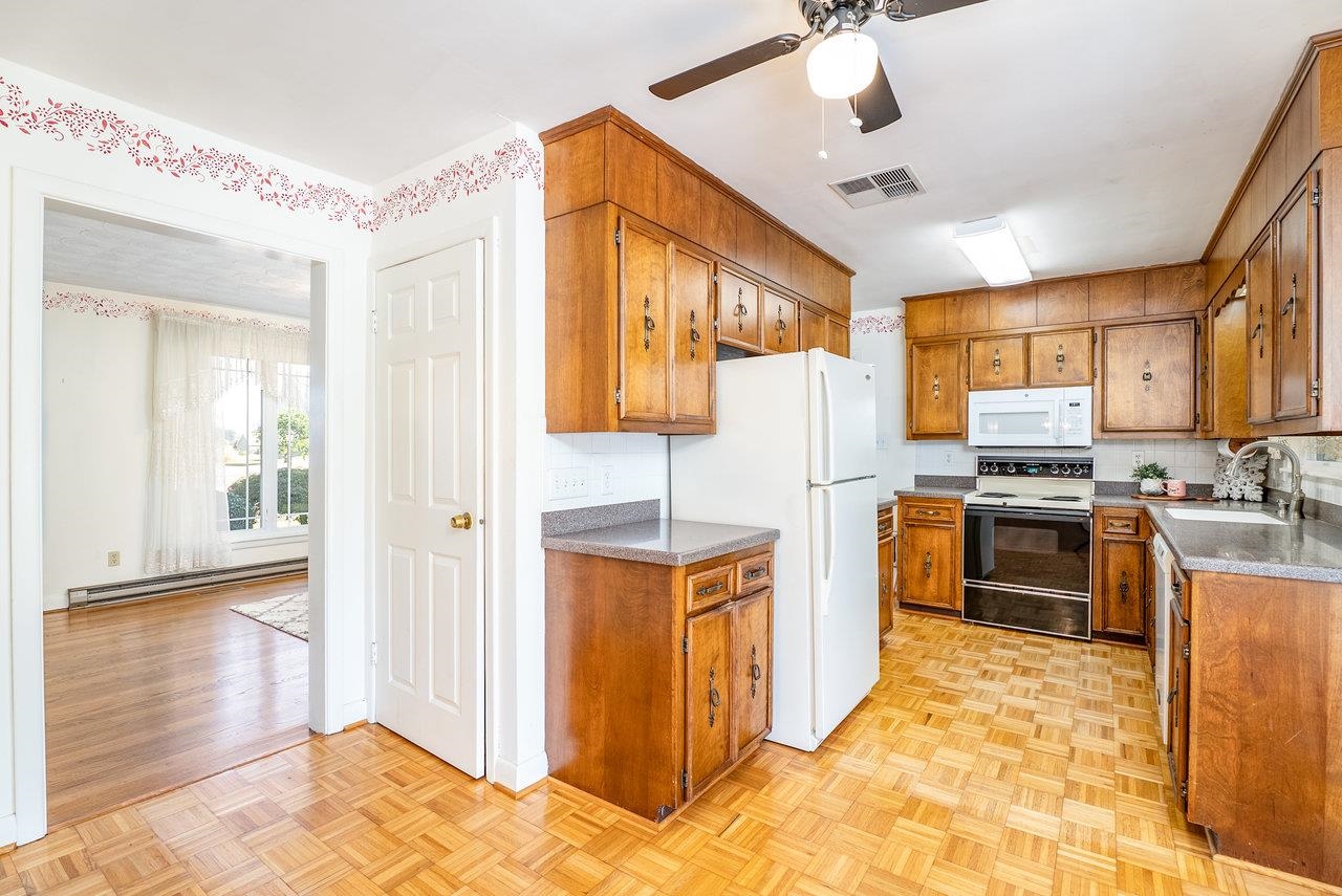 3107 RAWLEY PIKE