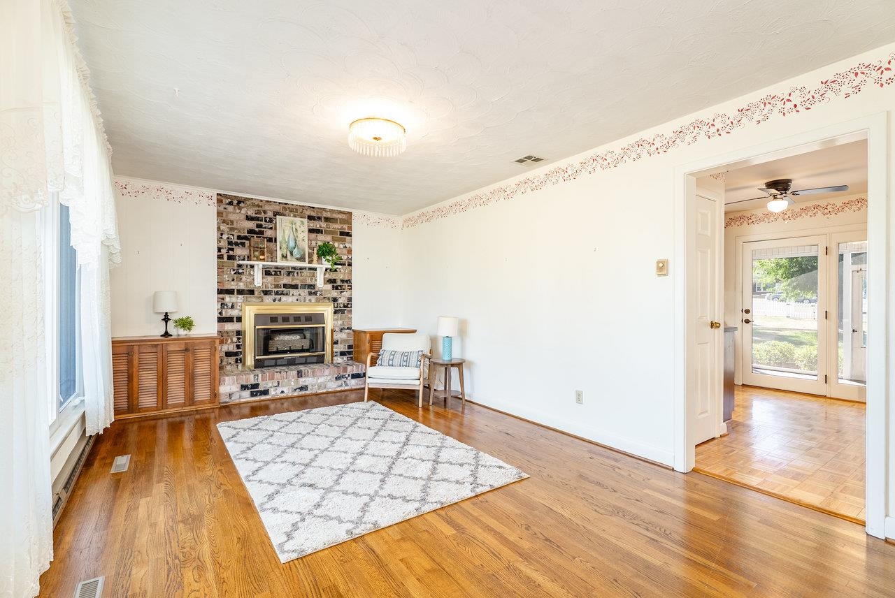 3107 RAWLEY PIKE