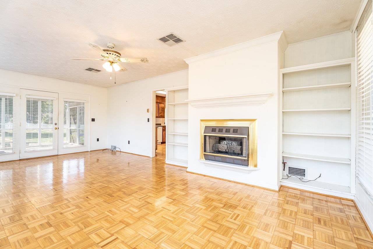 3107 RAWLEY PIKE