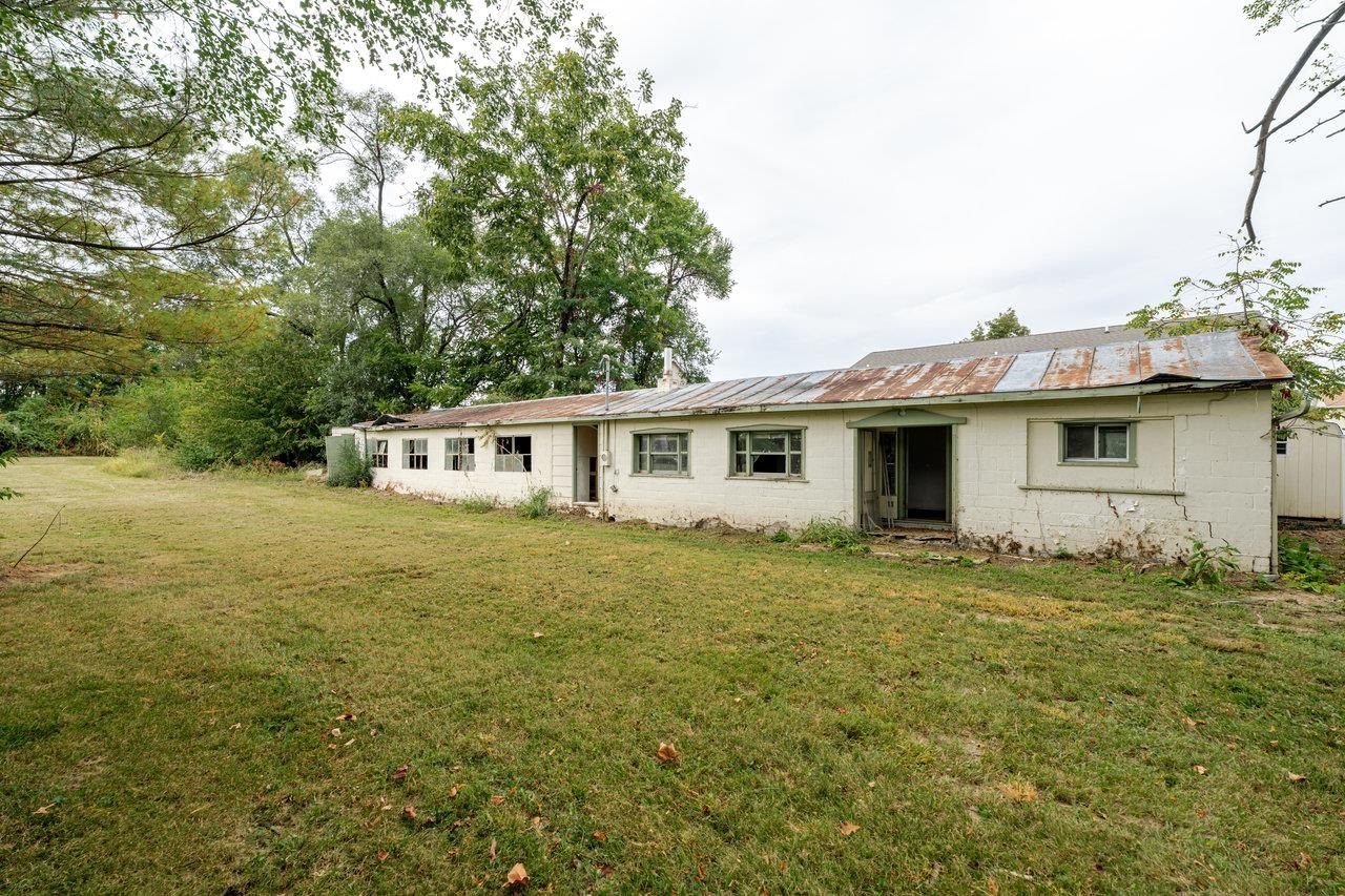 9571 TOWN HALL RD