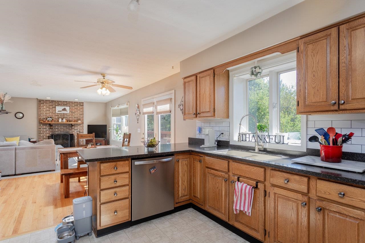 1480 BLUEWATER RD