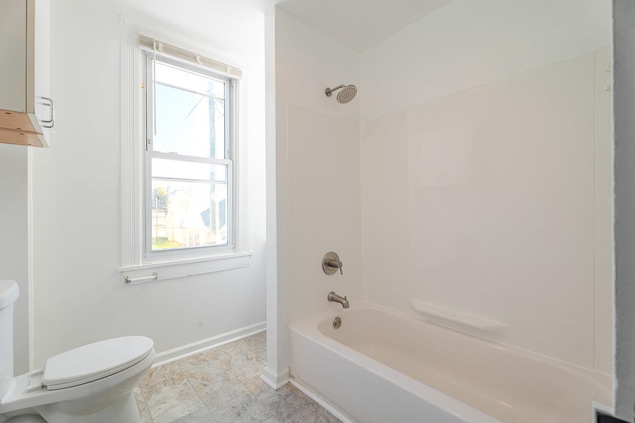 427 FOURTH ST