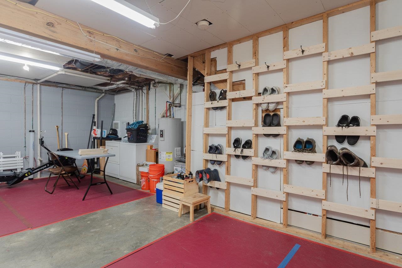 2207 RESERVOIR ST