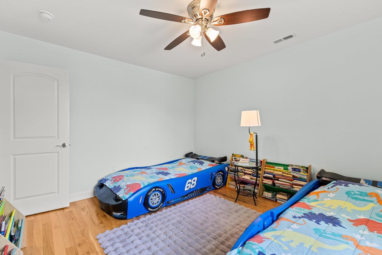 1176B NELSON DR