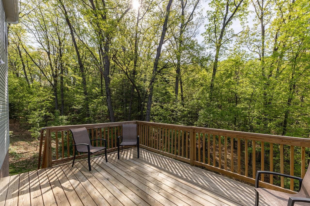 1176B NELSON DR