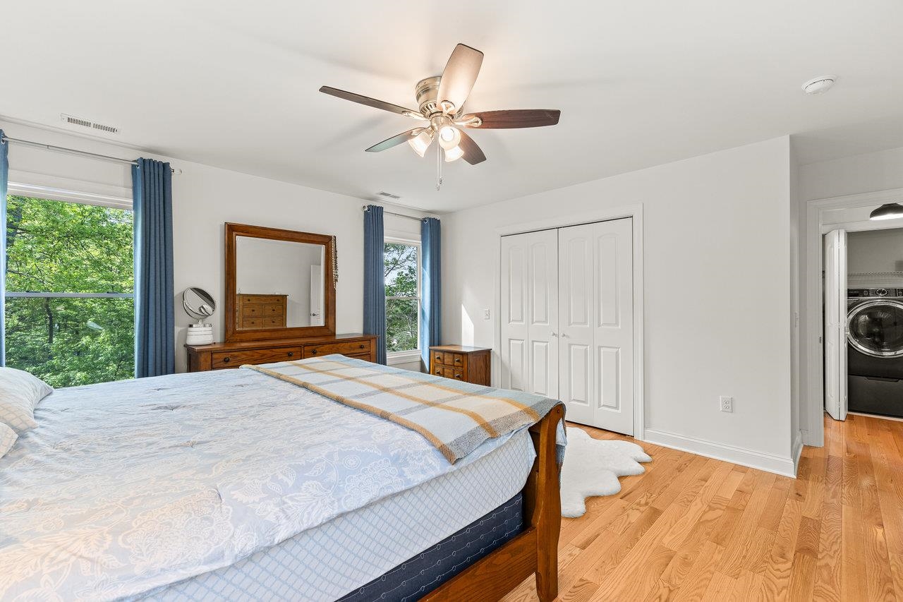 1176B NELSON DR