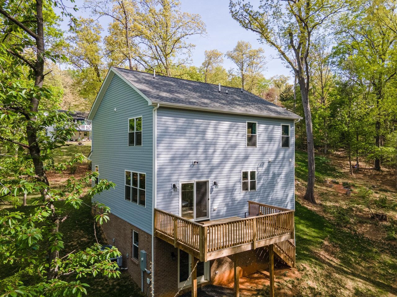 1176B NELSON DR
