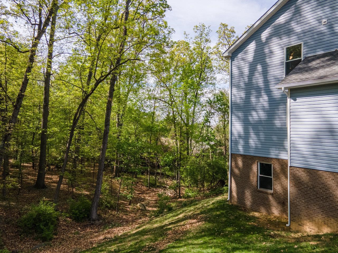 1176B NELSON DR