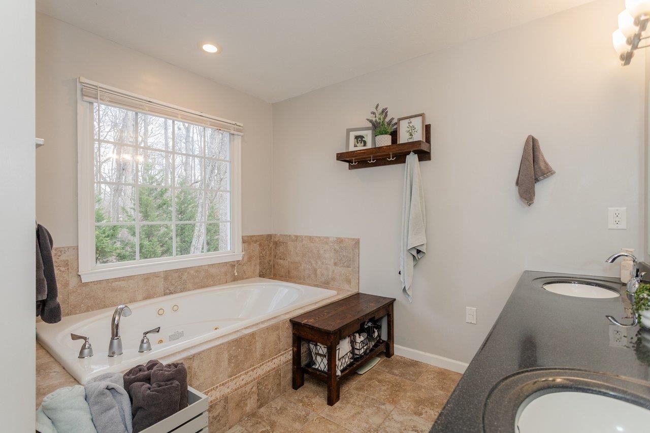 344 ARROWHEAD LN