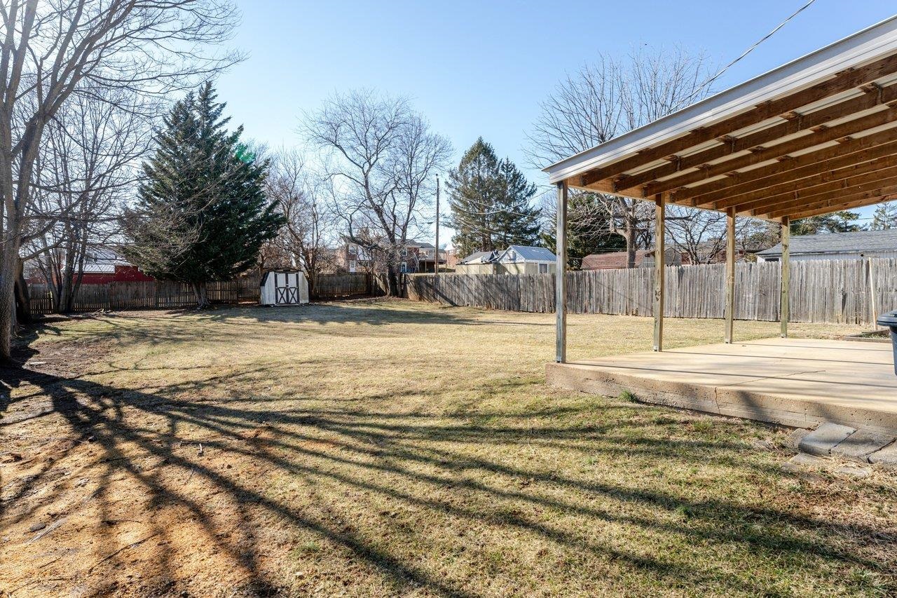 913 SPOTSWOOD DR