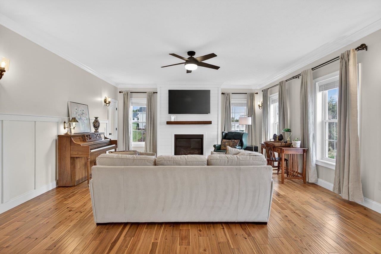731 HIDDEN BROOK RD