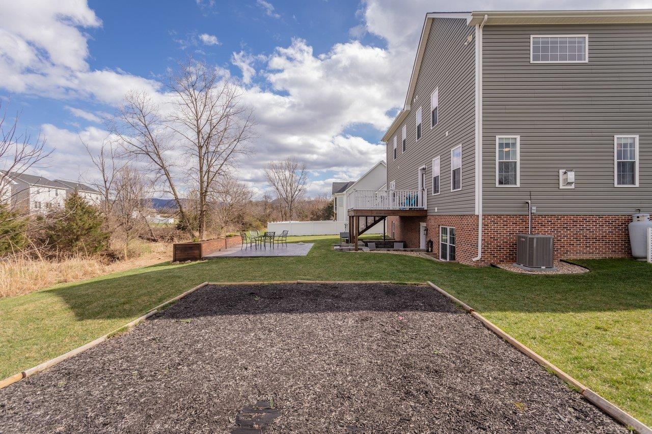 731 HIDDEN BROOK RD