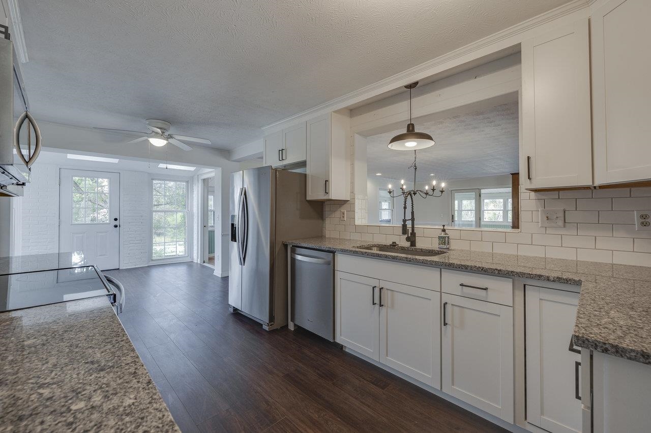 11193 INDIAN TRAIL RD
