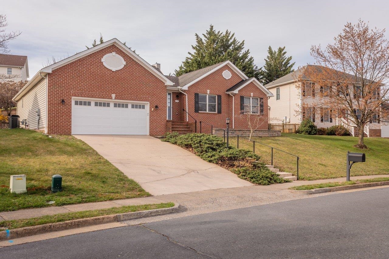1151 DECCA DR