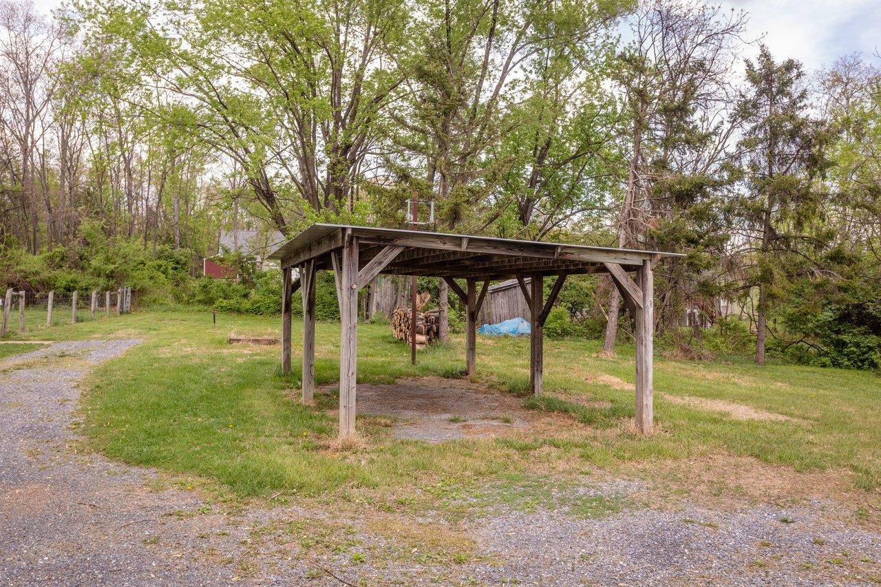 1856 GRAVELS RD