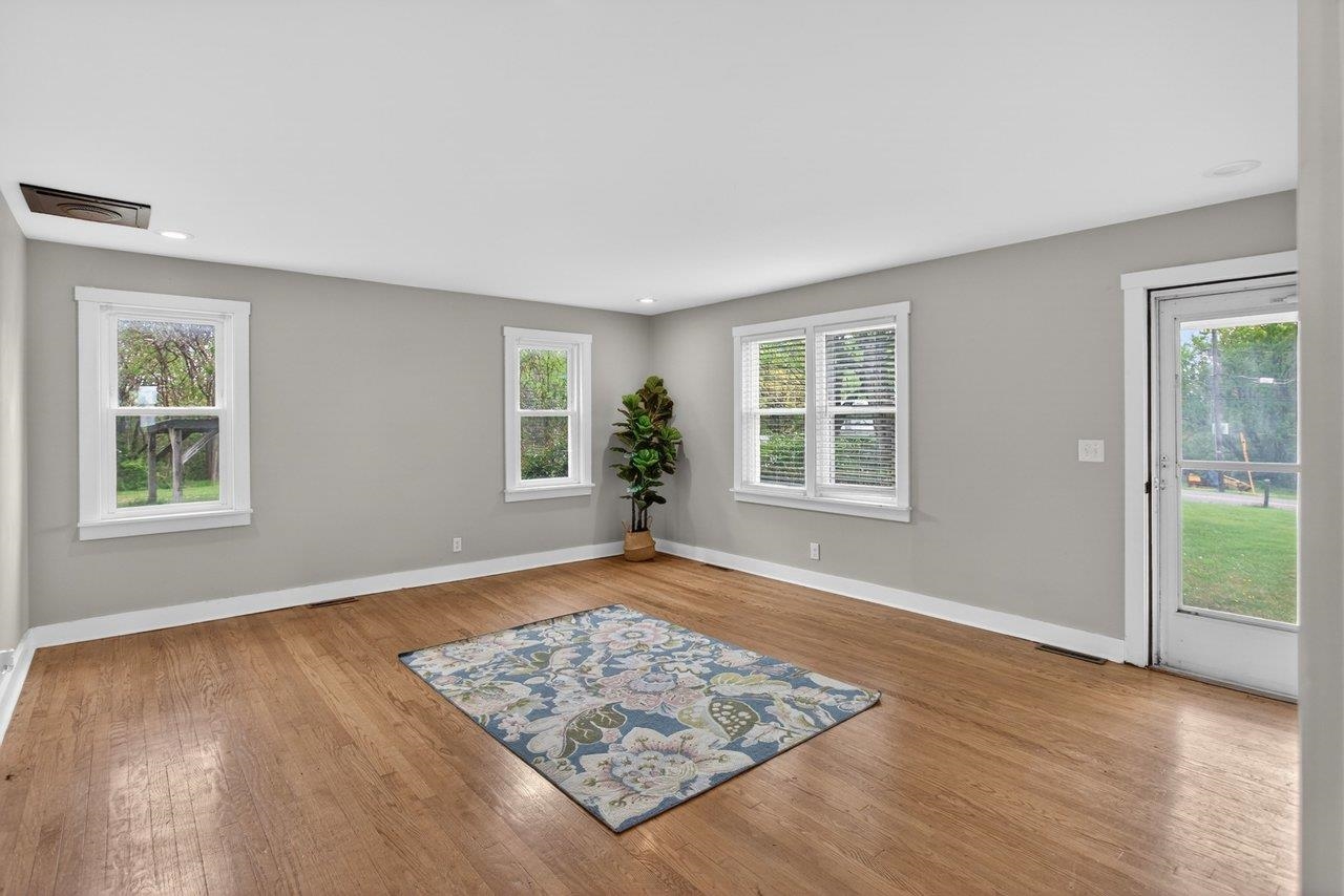 1856 GRAVELS RD