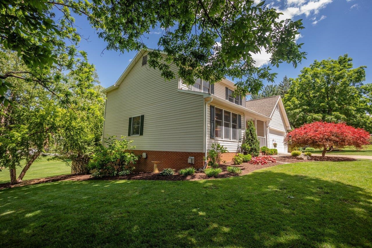 626 SUNRISE AVE