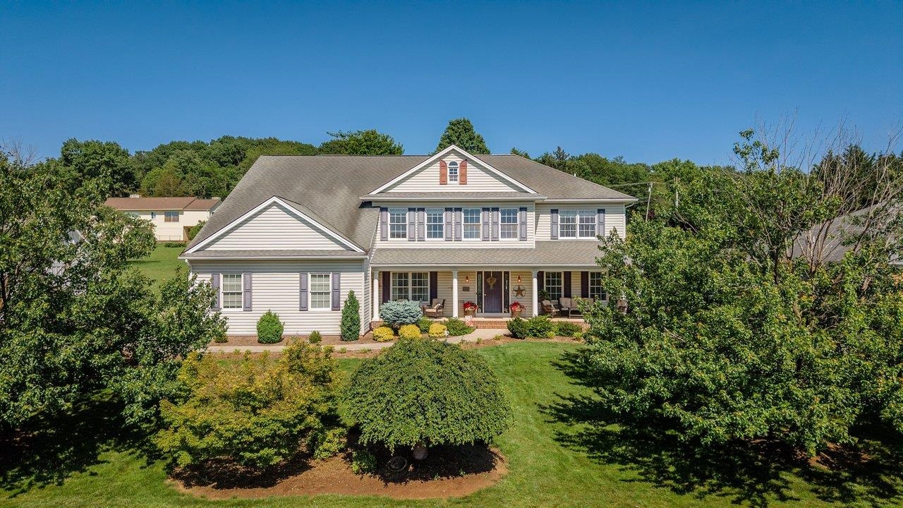 855 WILD CHERRY LN