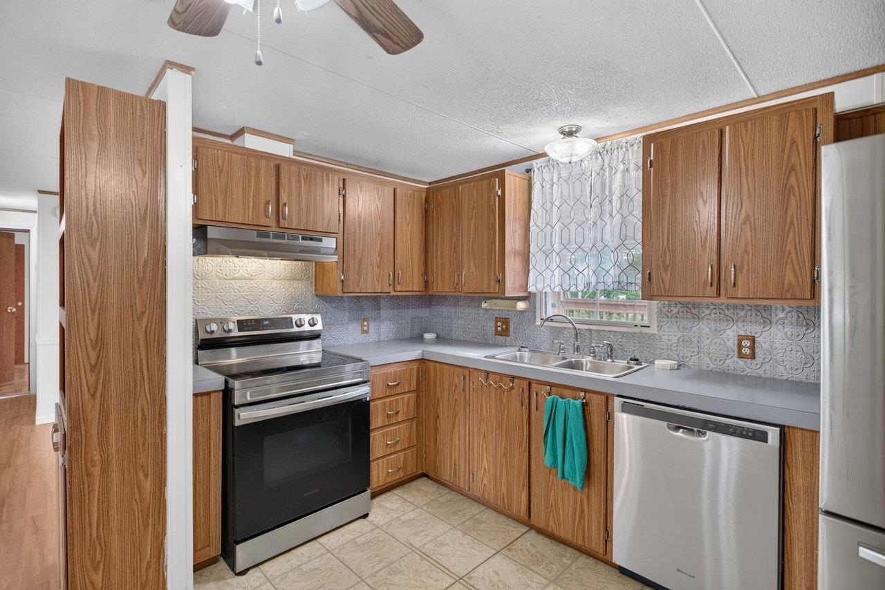 1859 QUICKSBURG RD
