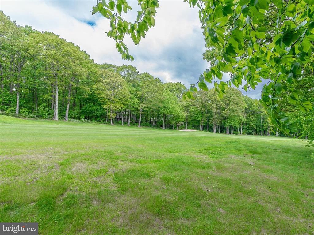 86 FAIRWAY OAKS