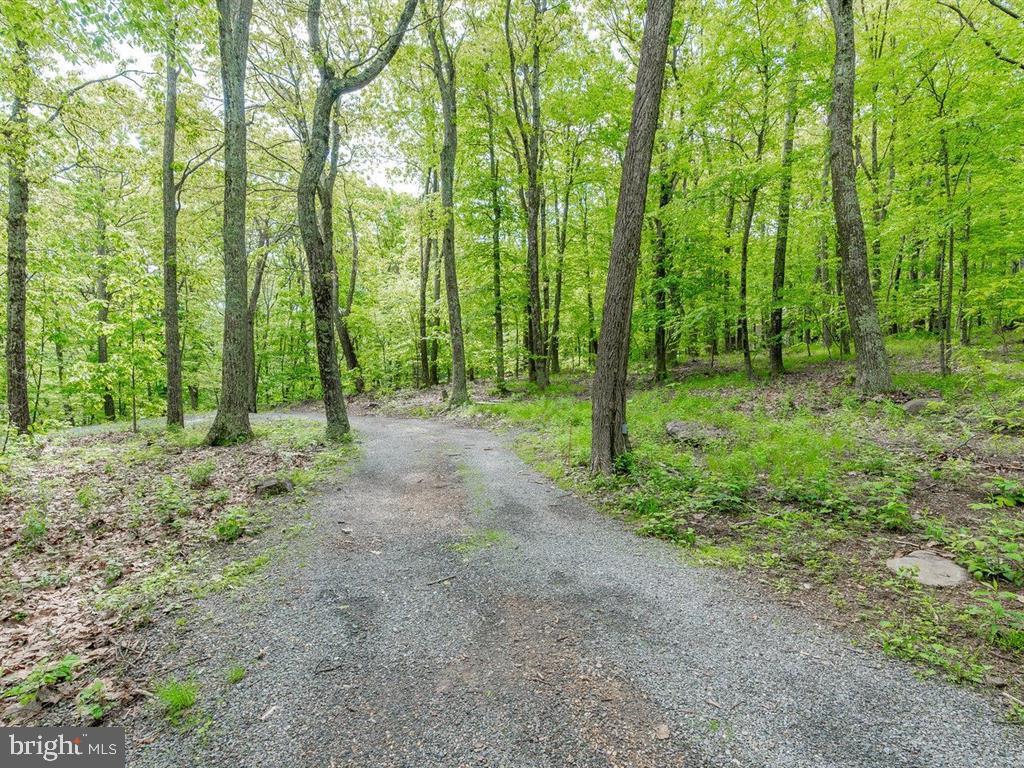 86 FAIRWAY OAKS
