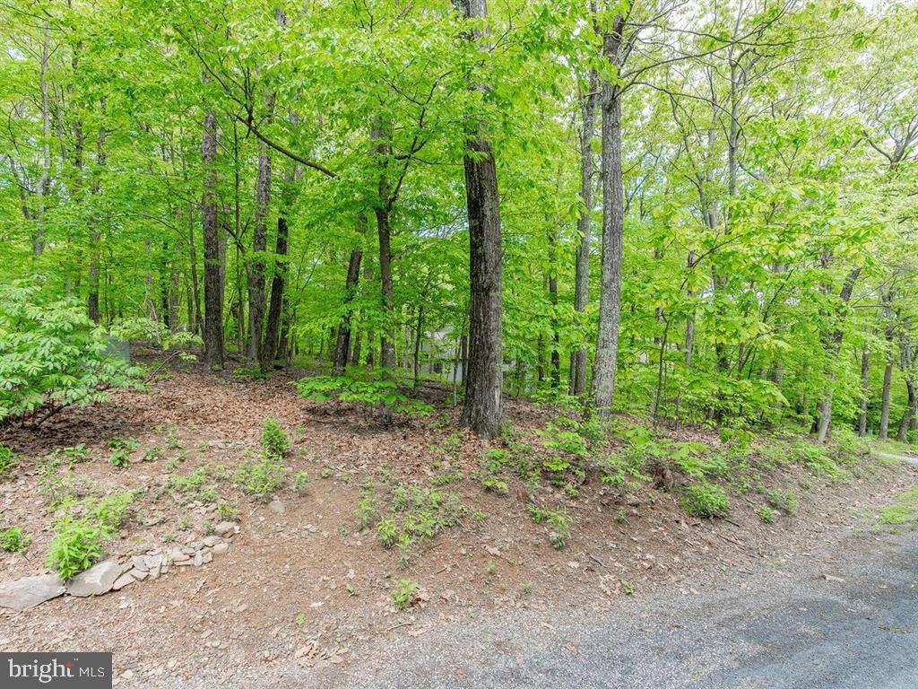 86 FAIRWAY OAKS
