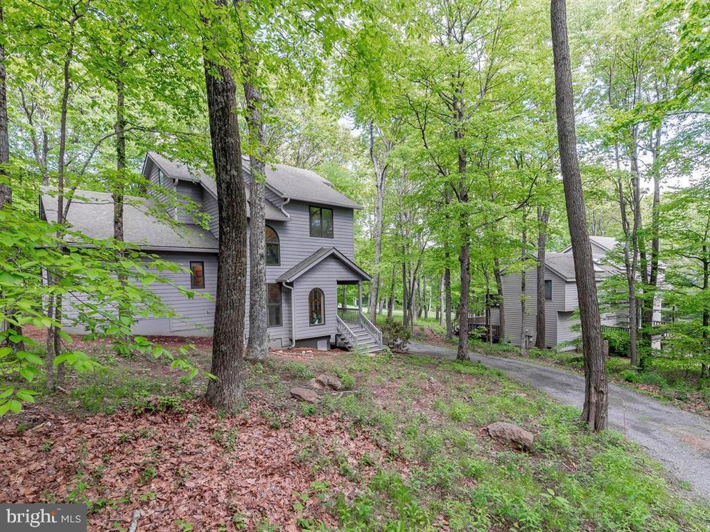 86 FAIRWAY OAKS