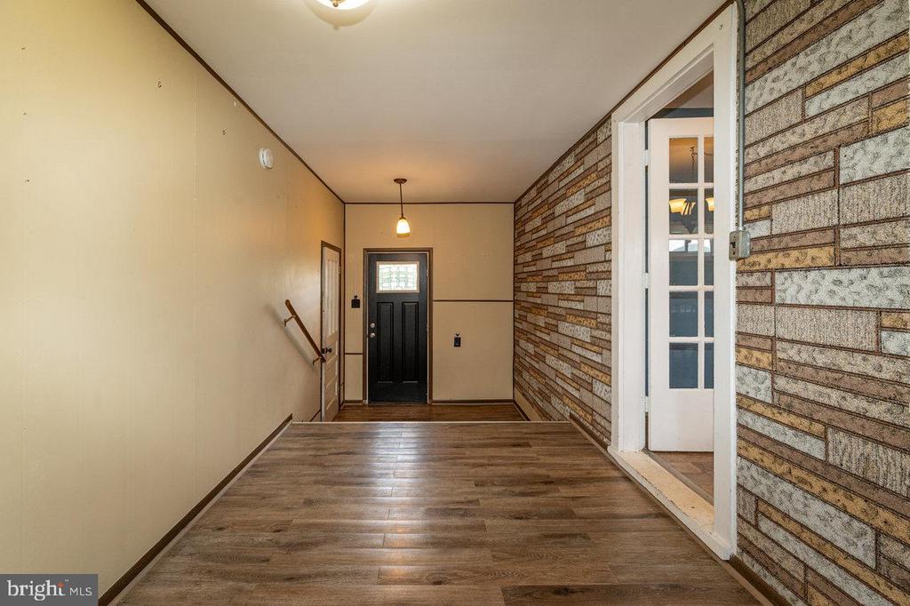 2289 HONEYVILLE RD