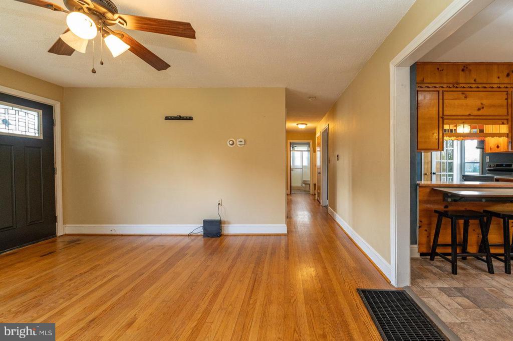 2289 HONEYVILLE RD