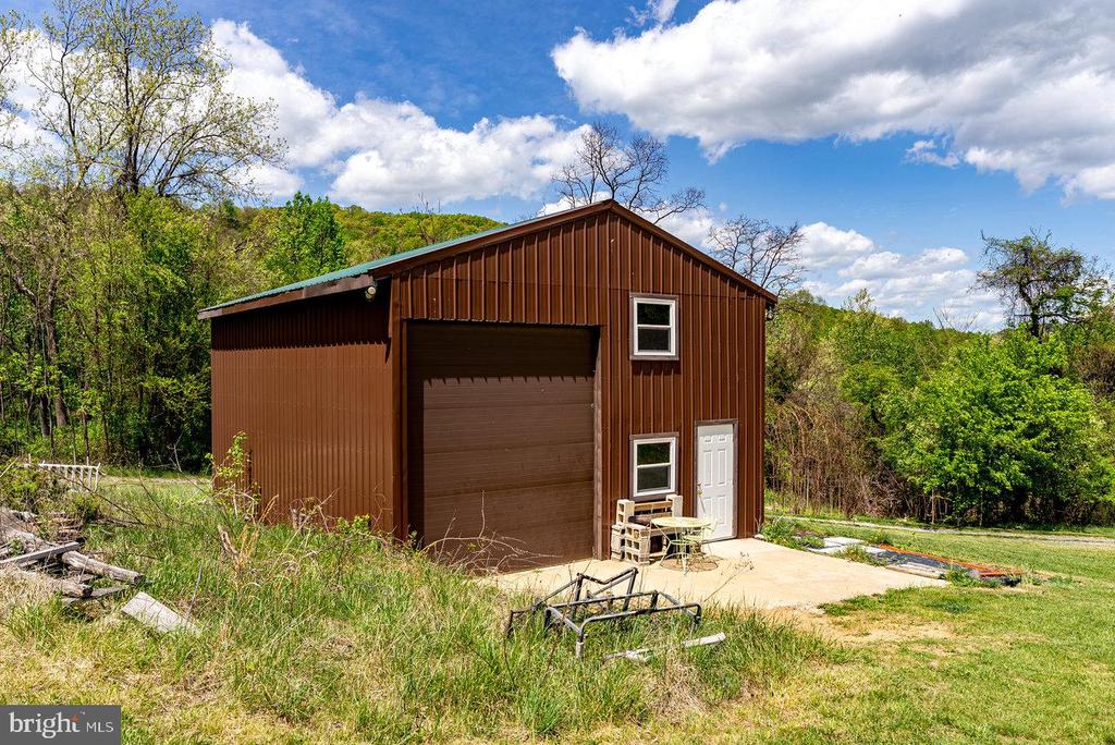 1797 CUBBAGE HOLLOW ROAD