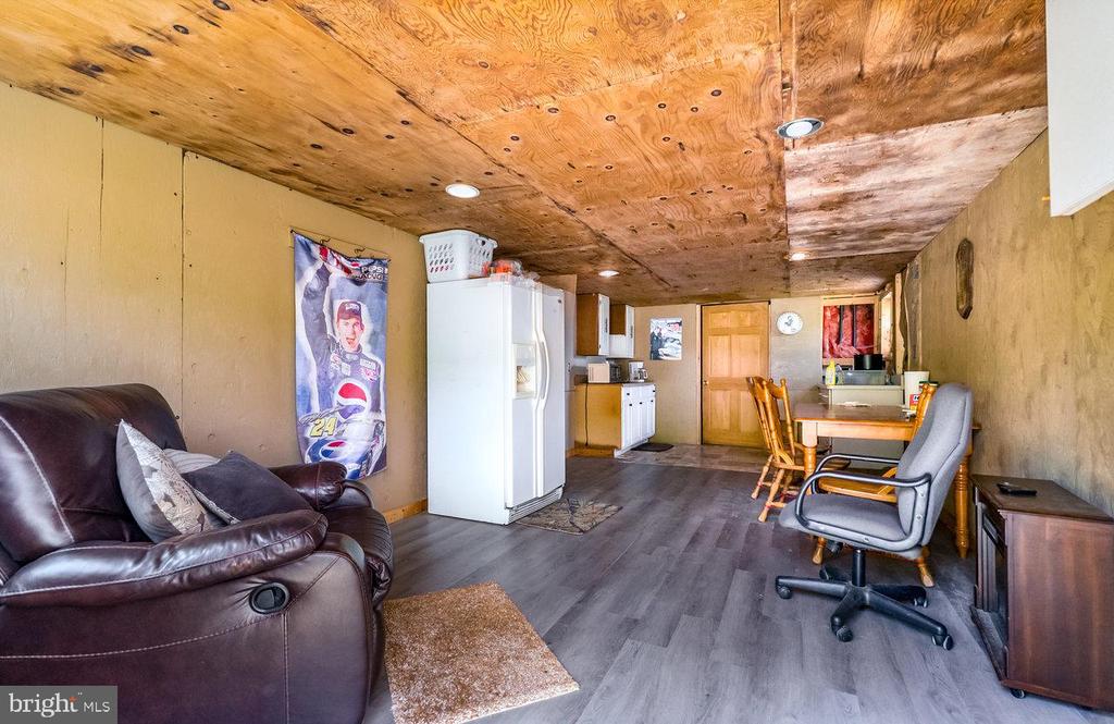 1797 CUBBAGE HOLLOW ROAD