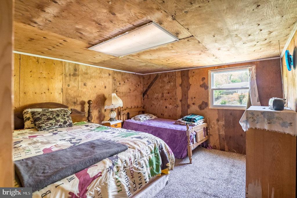 1797 CUBBAGE HOLLOW ROAD